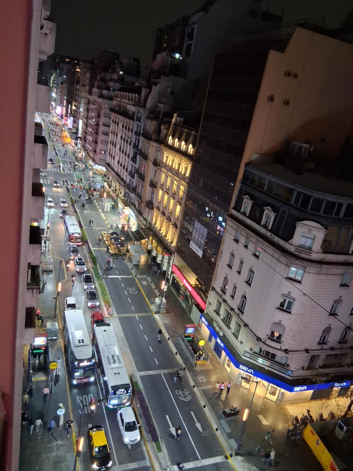 4 Ventanales Sobre La Avenida Corrientes Apartamento Ciudad Autónoma de Buenos Aires